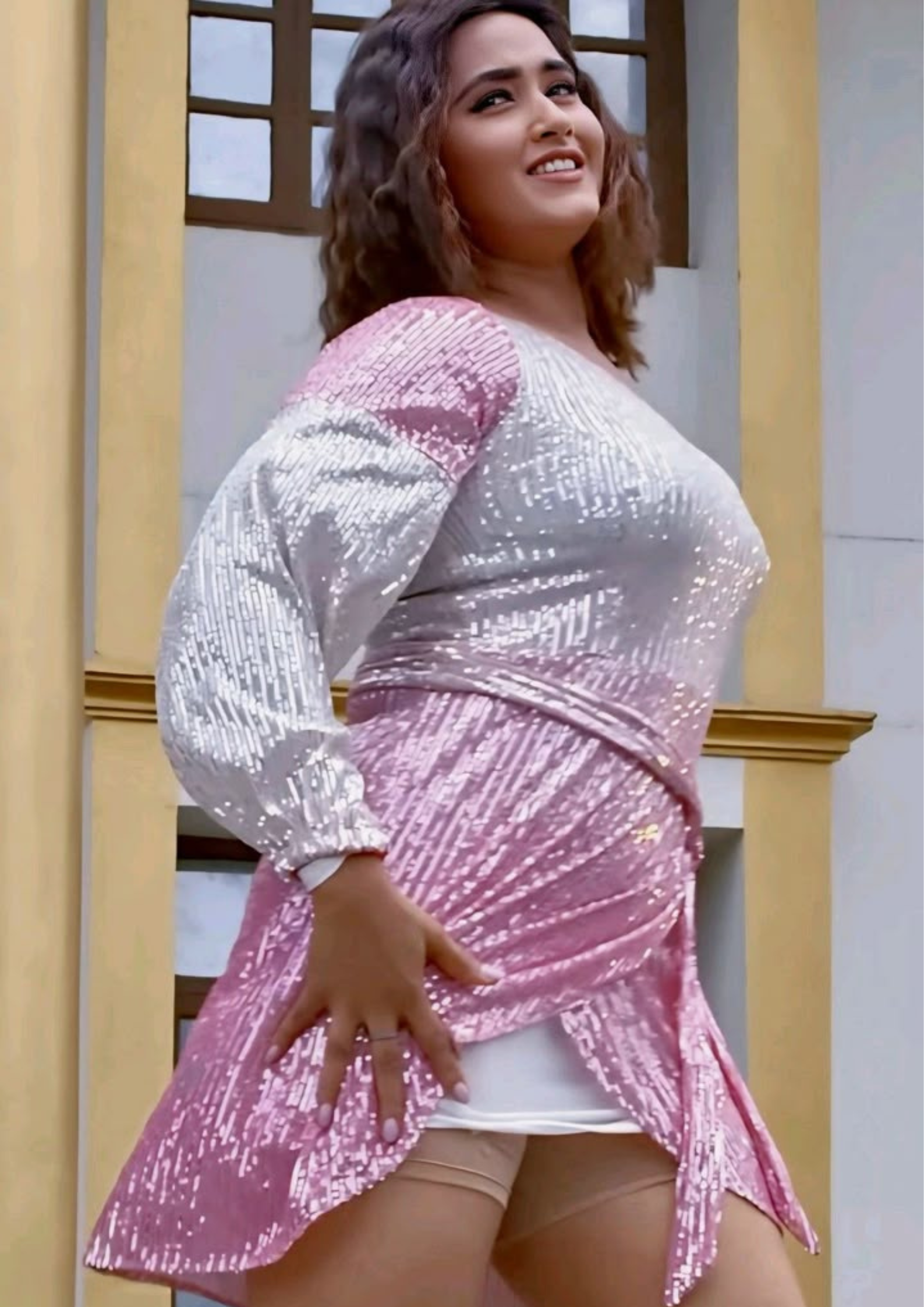 Vertical HD portrait of Bhojpuri actress resembling Kajal Raghwani in Sexy Dress with Sexy and hot looks