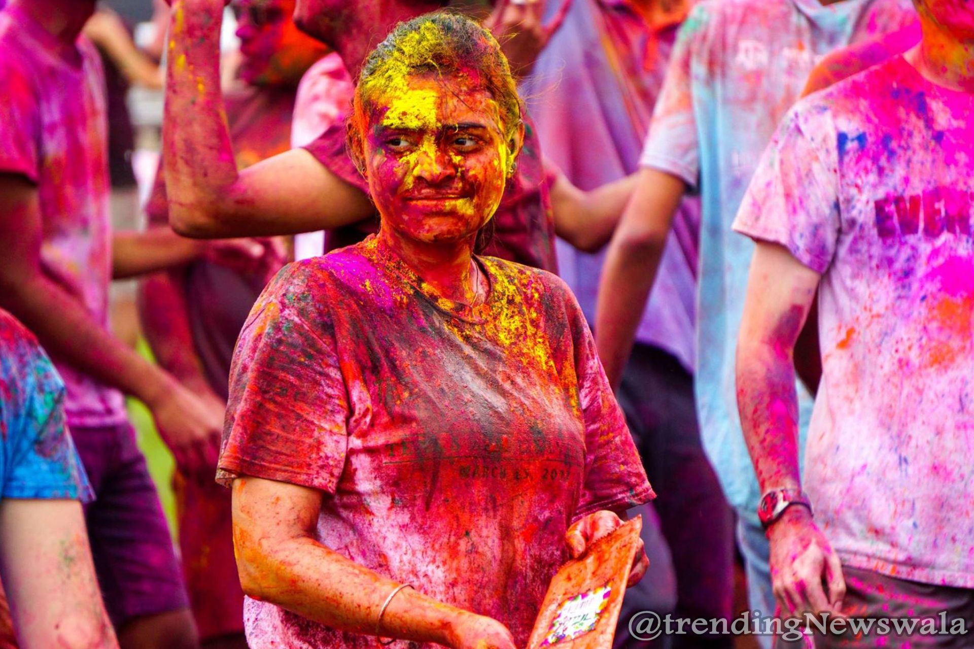 holi pakka colour