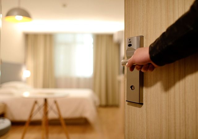 What are the things you should consider before booking a hotel?